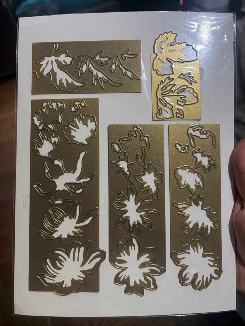 Floral Metal Cutting Dies Set in Gold Tone - Picture 2 of 7